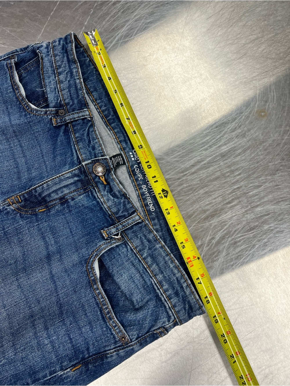 Gap Boyfriend Fit Cropped Jeans - Blue Women’s 16 or 33 - Picture 7 of 11